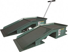 Safeguard - Wheel Step for Trucks & SUV Vehicles - 40,000 Lb Capacity, 9-1/2" Max Height, 13" Step Width x 45" Step Depth - Americas Industrial Supply
