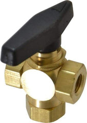 Specialty Mfr - 1/4" Pipe, Brass Standard Ball Valve - Three Way, FNPT x FNPT x FNPT Ends, Wedge Handle, 400 WOG - Americas Industrial Supply