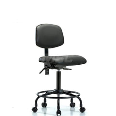 Task Chair: Vinyl, Carbon