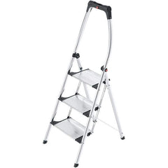 Hailo - 3 Steps, 4' 8" High, EN14183 Rating, Aluminum Step Ladder - 330 Lb Capacity, 21-17/64" Base Width - Americas Industrial Supply