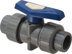 Simtech - 3/4" Pipe, Full Port, CPVC True Union Design Ball Valve - Inline - Two Way Flow, FNPT x FNPT (with Socket Adapter) Ends, Tee Handle, 232 WOG - Americas Industrial Supply