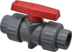Simtech - 3/4" Pipe, Full Port, CPVC True Union Design Ball Valve - Inline - Two Way Flow, FNPT x FNPT (with Socket Adapter) Ends, Tee Handle, 232 WOG - Americas Industrial Supply