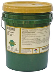 Oak Signature - Oakflo DSO 650, 5 Gal Pail Cutting & Grinding Fluid - Water Soluble, For Broaching, Drilling, Gear Cutting, Reaming, Tapping, Turning - Americas Industrial Supply