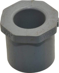 Value Collection - 1 x 1/2" CPVC Plastic Pipe Bushing - Schedule 80, Spig x Slip End Connections - Americas Industrial Supply