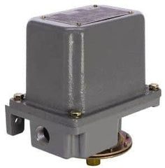 Square D - 7 and 9 NEMA Rated, SPDT, 0.2 to 10 psi, Electromechanical Pressure and Level Switch - Adjustable Pressure, 120 VAC at 6 Amp, 125 VDC at 0.22 Amp, 240 VAC at 3 Amp, 250 VDC at 0.27 Amp, 1/4 Inch Connector, Screw Terminal, For Use with 9012G - Americas Industrial Supply