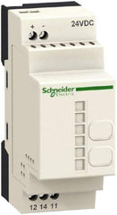 Square D - Maintained (MA) and Momentary (MO), Wireless Pushbutton System with Nonprogrammable Receiver - 24 VDC - Americas Industrial Supply