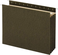 UNIVERSAL - 8-1/2 x 11", Letter Size, Standard Green, Hanging File Folders with Box Bottom - 11 Point Stock - Americas Industrial Supply