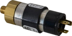United Electric Controls - 1,500 Max psi, Compact Cylindral Pressure Switch - 1/8 Thread - Americas Industrial Supply