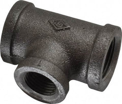 B&K Mueller - Size 3/4 x 1/2", Class 150, Malleable Iron Black Pipe Reducing Tee - 150 psi, Threaded End Connection - Americas Industrial Supply