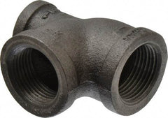 B&K Mueller - Size 1 x 1/2 x 1", Class 150, Malleable Iron Black Pipe Reducing Tee - 150 psi, Threaded End Connection - Americas Industrial Supply