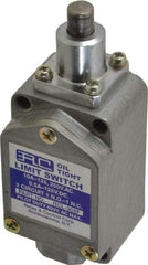 Value Collection - SPDT, NC/NO, 120 VAC, 240 VAC, 480 VAC at 10 Amps, Screw Terminal, Plunger Actuator, General Purpose Limit Switch - Americas Industrial Supply