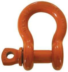 CM - 3/8" Nominal Chain Size, 1.5 Ton Carbon Steel Screw Anchor Shackle - 17/32" Diam, 7/16" Pin Diam, 0.656" Wide Inside Jaw, 15/16" Inside Width - Americas Industrial Supply