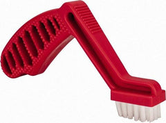 3M - 6 Rows x 4 Columns Parts Brush - 9" OAL, 5/8" Trim Length, Plastic Pistol Handle - Americas Industrial Supply