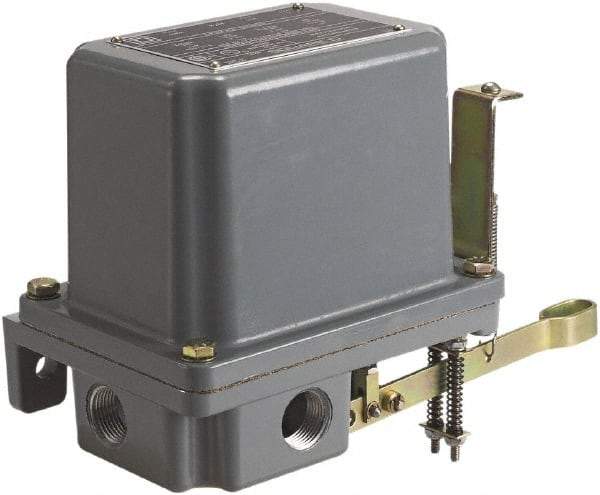 Square D - 7 and 9 NEMA Rated, DPST-DB, Float Switch Pressure and Level Switch - 575 VAC, Line-Load-Load-Line Terminal - Americas Industrial Supply