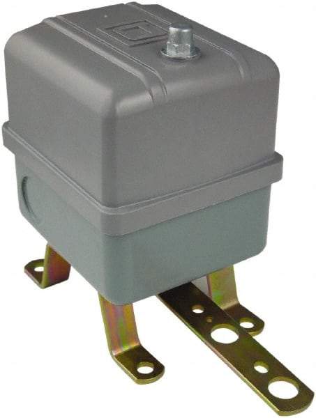 Square D - 1 NEMA Rated, DPST, Float Switch Pressure and Level Switch - 575 VAC, Line-Load-Load-Line Terminal - Americas Industrial Supply