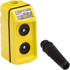 Schneider Electric - 2 Operator, Pushbutton Pendant Control Station - No Legend, Momentary Switch, 4NO/4NC Contact, NEMA 1, 3, 3R, 4, 4X - Americas Industrial Supply