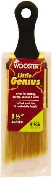 Wooster Brush - 1-1/2" Flat Synthetic General Purpose Paint Brush - 2-3/16" Bristle Length, 2-1/2" Plastic Short Handle - Americas Industrial Supply