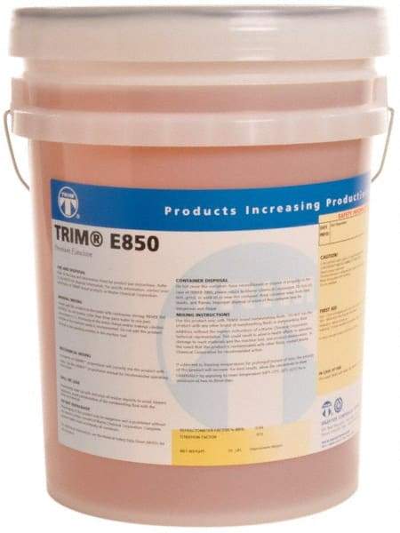 Master Fluid Solutions - Trim E850, 5 Gal Pail Cutting & Grinding Fluid - Water Soluble, For Cutting, Grinding - Americas Industrial Supply