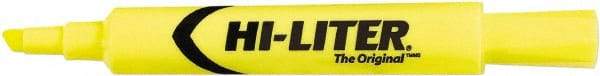 UNIVERSAL - Yellow Highlighter - Chisel Tip, AP Nontoxic Ink - Americas Industrial Supply