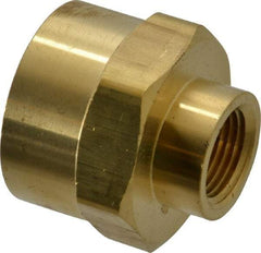 Parker - 3/4 x 3/8 Female Thread, Brass Industrial Pipe Coupling - FNPTF, 1,000 psi - Americas Industrial Supply