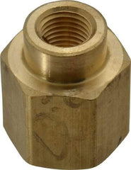 Parker - 1/2 x 1/4 Female Thread, Brass Industrial Pipe Coupling - FNPTF, 1,000 psi - Americas Industrial Supply