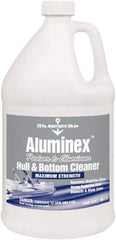 CRC - Water-Based Solution Pontoon and Aluminum Hull Cleaner - 1 Gallon Bottle, Up to 32°F Freezing Point - Americas Industrial Supply