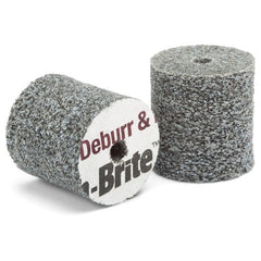 Scotch-Brite Deburr and Finish PRO Unitized Wheel 1″ × 1″ × 3/16″ 6C MED+ - Americas Industrial Supply